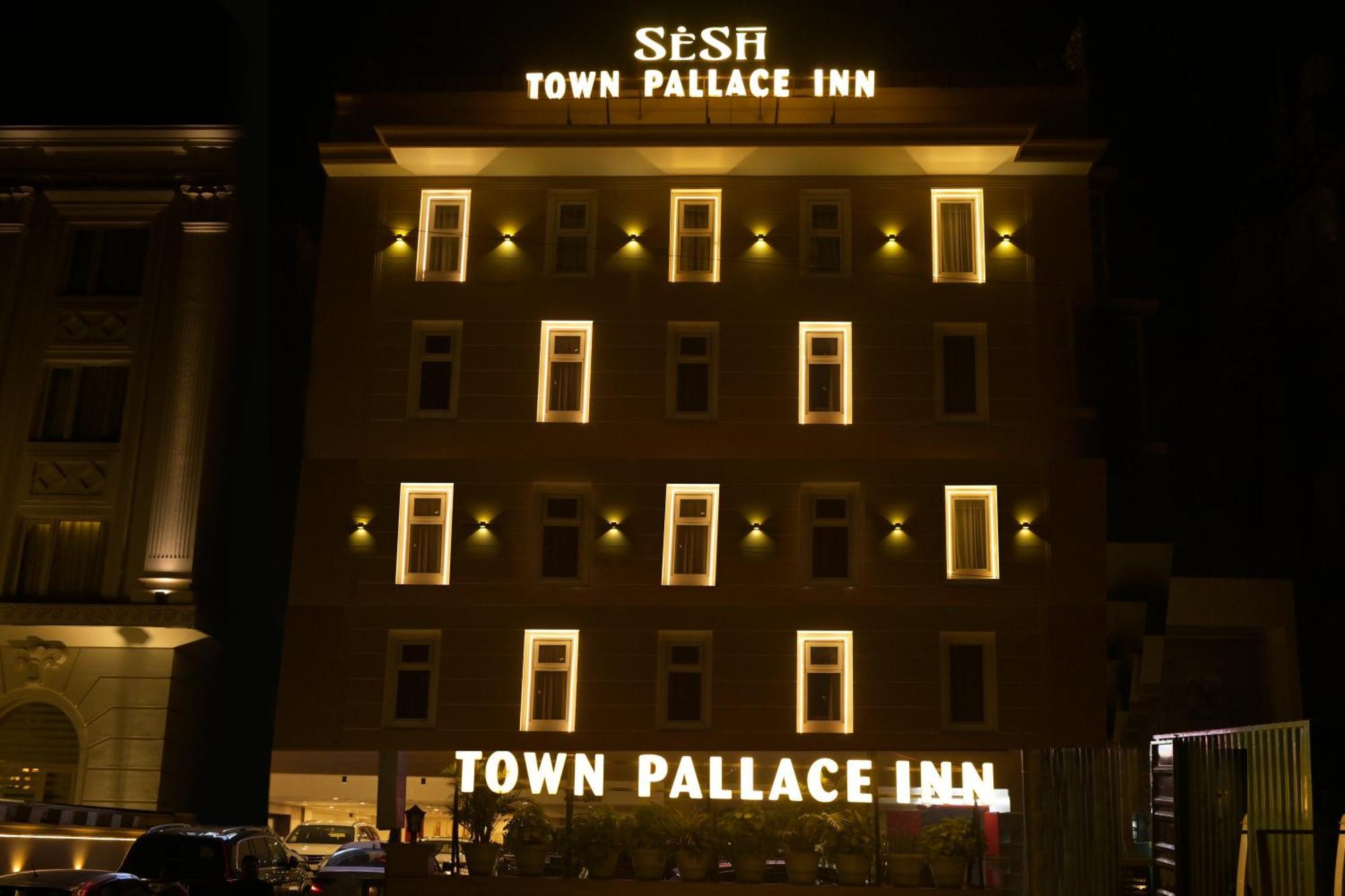 Hotel Town Grand Patel Nagar นิวเดลี ภายนอก รูปภาพ