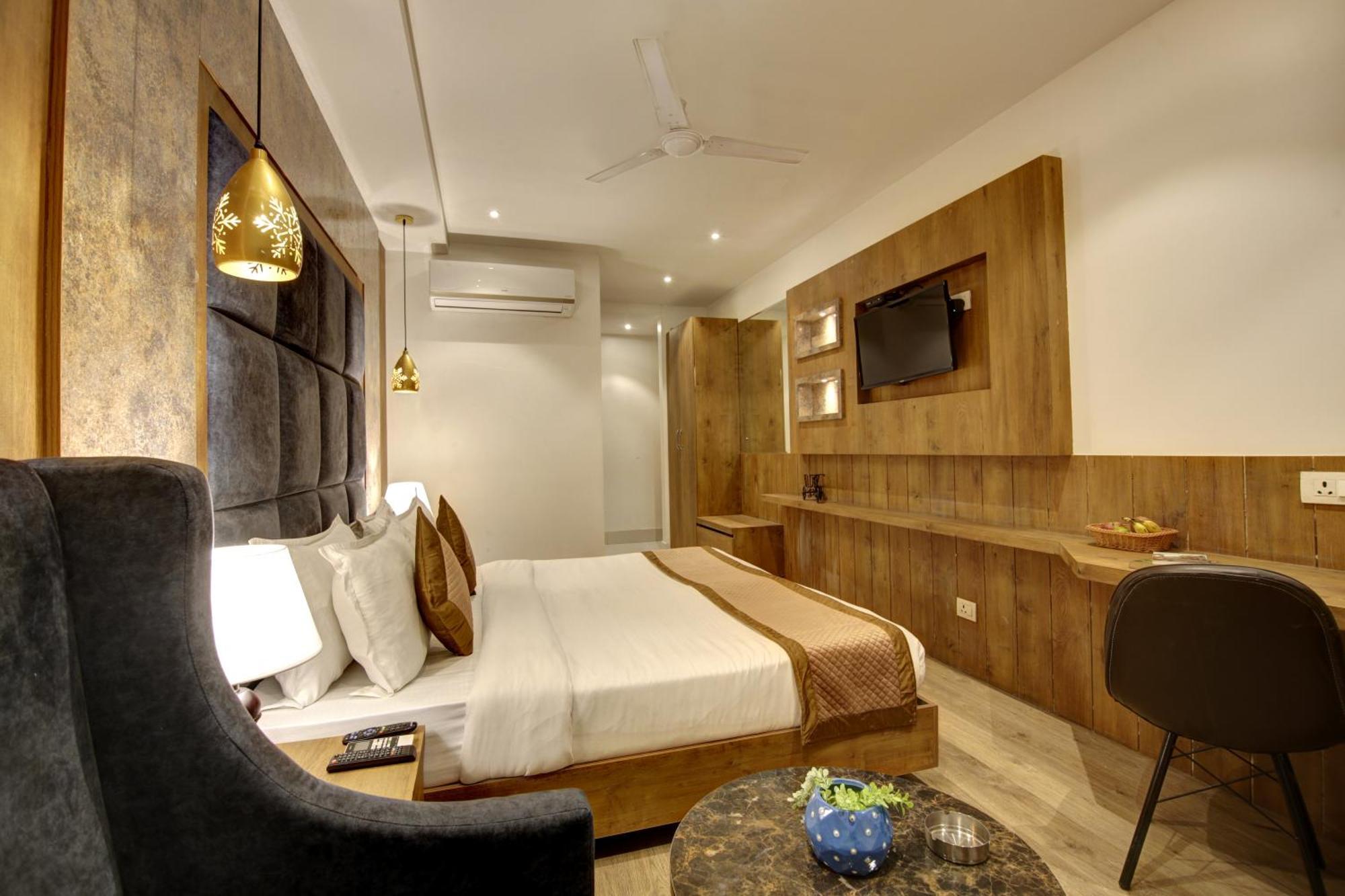 Hotel Town Grand Patel Nagar นิวเดลี ภายนอก รูปภาพ