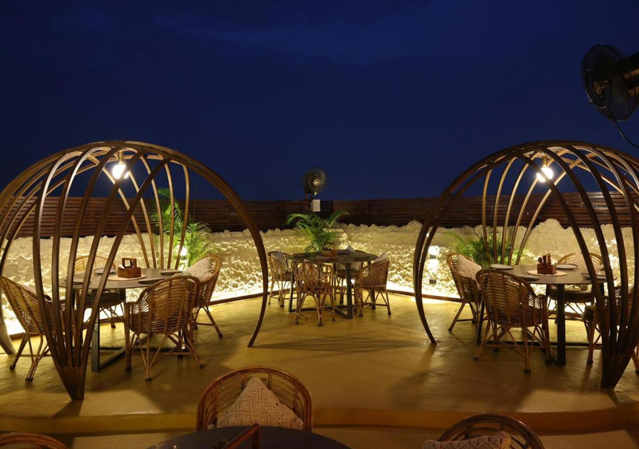 Hotel Town Grand Patel Nagar นิวเดลี ภายนอก รูปภาพ